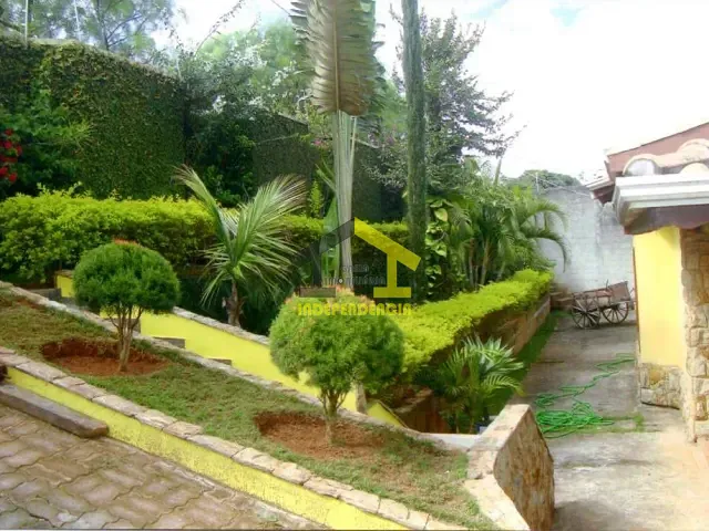 Chácara com 1078m² 3 quartos e 5 banheiros, à venda, no bairro Morada dos Pássaros em Itatiba