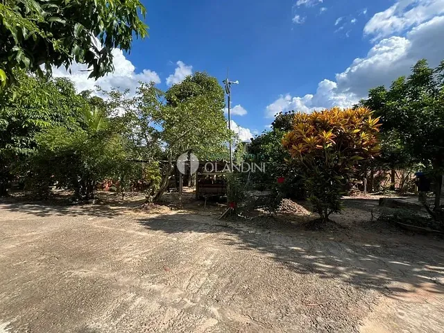 Chácara com 1000m² 2 quartos e 3 banheiros, à venda, no bairro Correios em Engenheiro Coelho