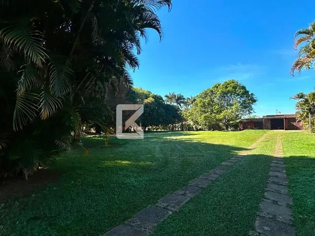 Chácara com 3000m² 6 quartos e 7 banheiros, à venda, no bairro Vale das Laranjeiras em Indaiatuba