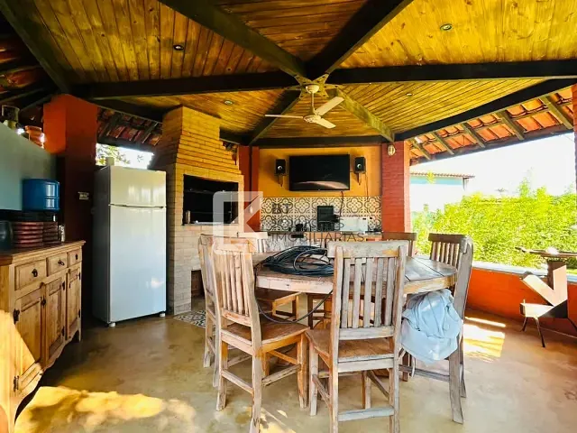 Chácara com 3000m² 6 quartos e 7 banheiros, à venda, no bairro Vale das Laranjeiras em Indaiatuba