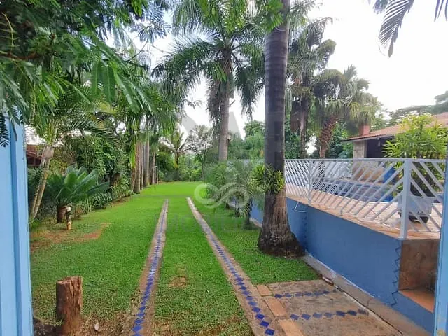 Chácara com 1090m² 2 quartos e 2 banheiros, à venda, no bairro Núcleo Urbano Bom Jardim em Jaguariúna