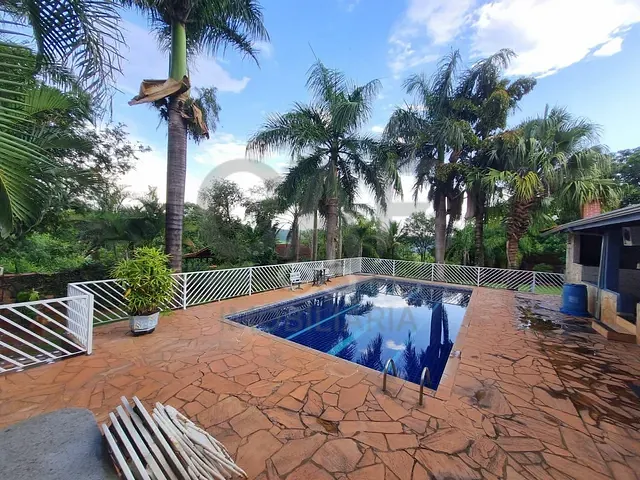 Chácara com 1090m² 2 quartos e 2 banheiros, à venda, no bairro Núcleo Urbano Bom Jardim em Jaguariúna