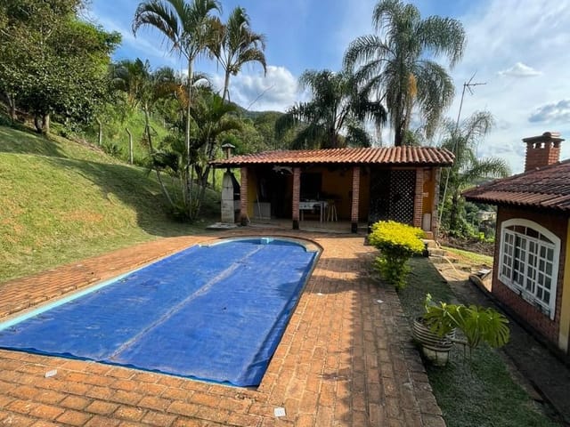 Chácara com 1520m² 2 quartos e 2 banheiros, à venda, no bairro Morro Grande em Extrema