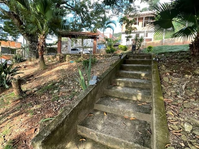 Chácara com 1520m² 2 quartos e 2 banheiros, à venda, no bairro Morro Grande em Extrema