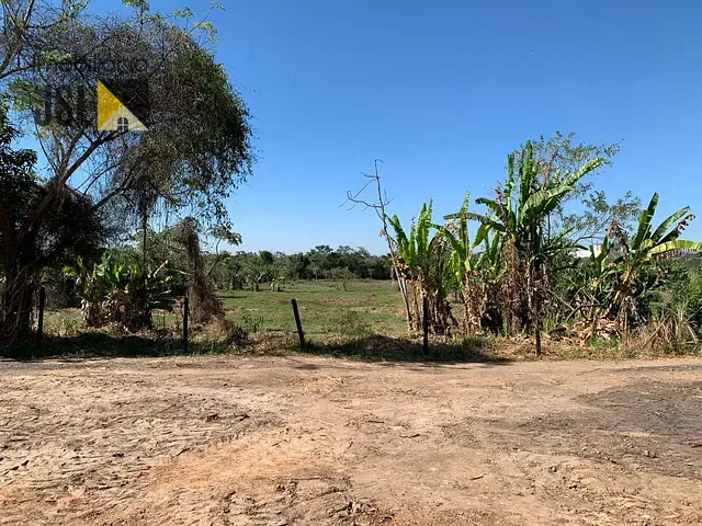 Chácara com 7785m², à venda, no bairro Santa Luzia em Caçapava