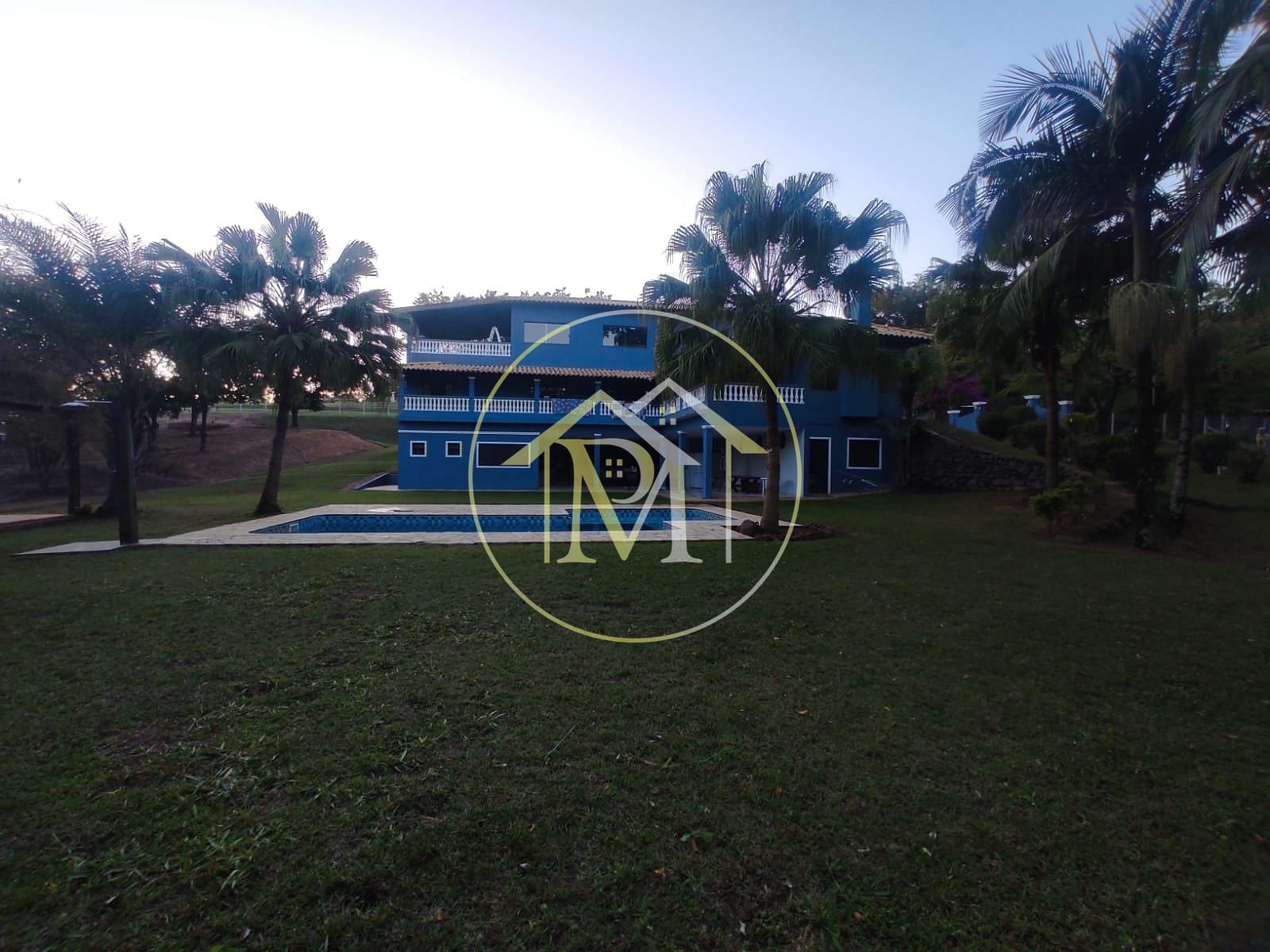 Chácara à venda com 7 quartos, 840m² - Foto 9