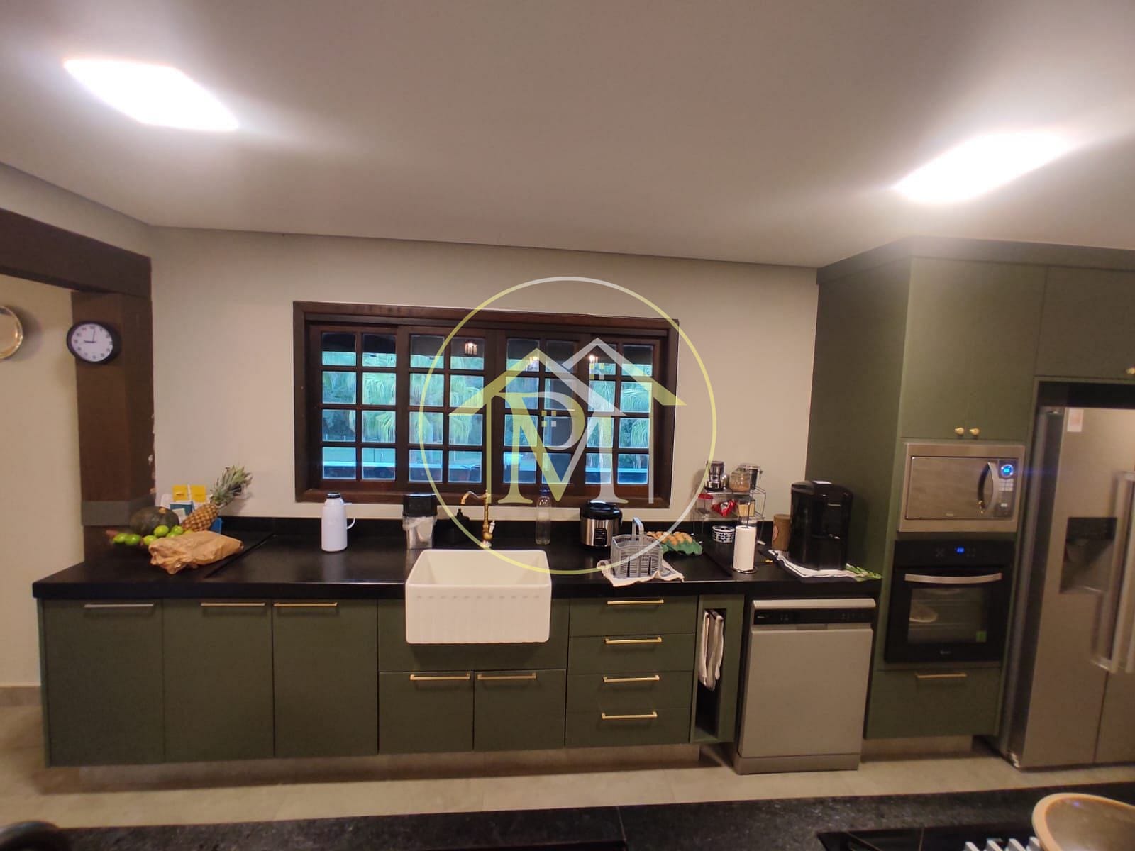 Chácara à venda com 7 quartos, 840m² - Foto 37