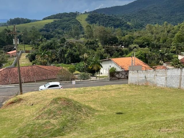 Chácara com 1000m² 3 quartos e 2 banheiros, à venda, no bairro Salto em Extrema