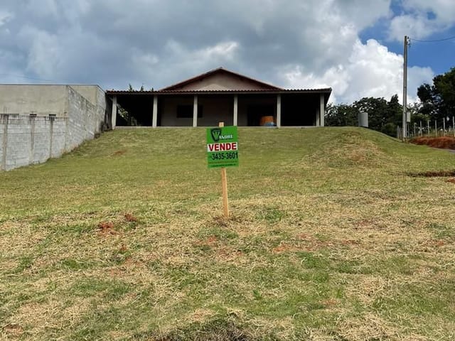 Chácara com 1000m² 3 quartos e 2 banheiros, à venda, no bairro Salto em Extrema