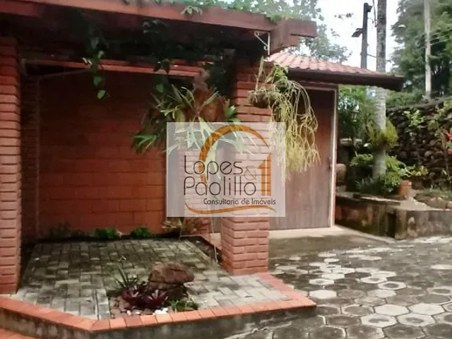 Chácara com 2006m² 3 quartos e 4 banheiros, à venda, no bairro Jardim Estância Brasil em Atibaia