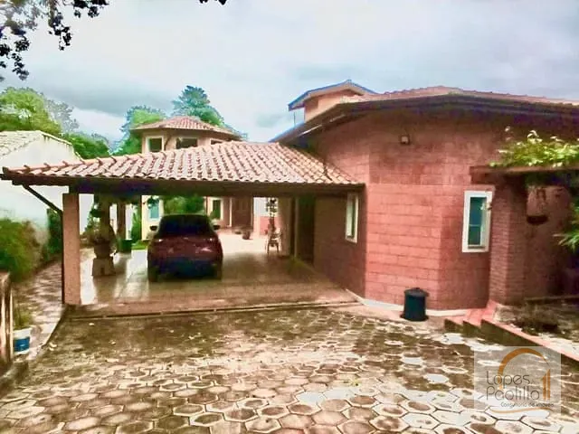 Chácara com 2006m² 3 quartos e 4 banheiros, à venda, no bairro Jardim Estância Brasil em Atibaia