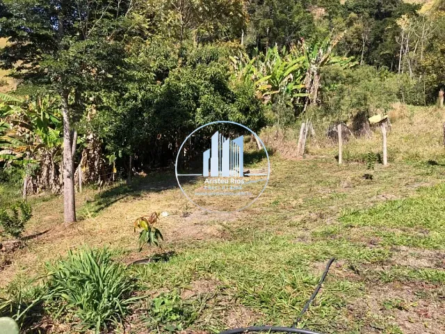 Chácara com 20600m² 3 quartos e 1 banheiro, à venda, no bairro Sertãozinho em Borda da Mata
