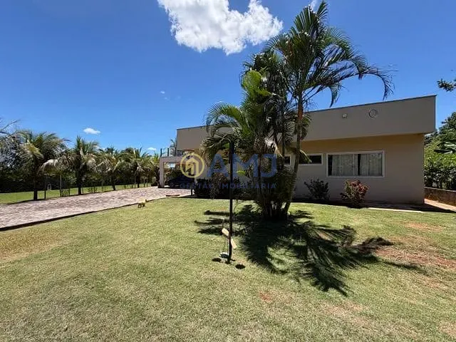 Chácara com 2400m² 6 quartos e 9 banheiros, à venda, no bairro Terra do Boi 1 em Hidrolândia