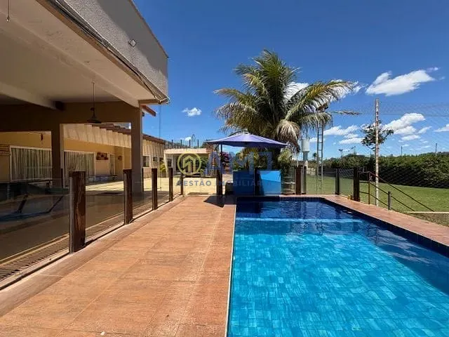 Chácara com 2400m² 6 quartos e 9 banheiros, à venda, no bairro Terra do Boi 1 em Hidrolândia
