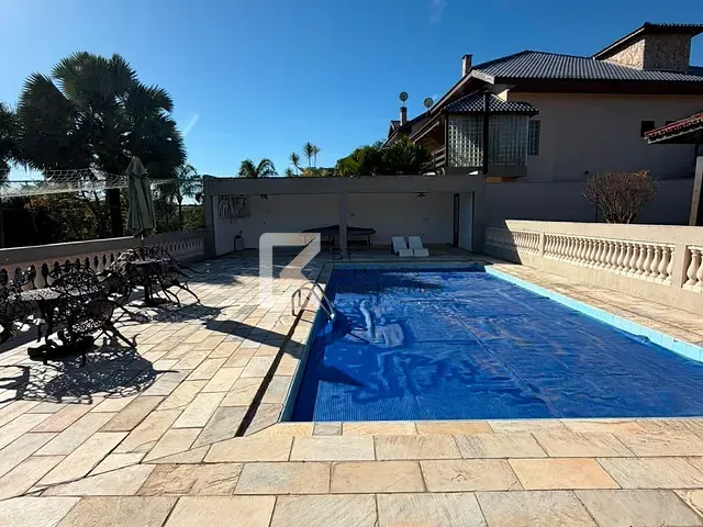 Chácara com 2500m² 4 quartos e 2 banheiros, à venda, no bairro Colinas do Mosteiro de Itaici em Indaiatuba