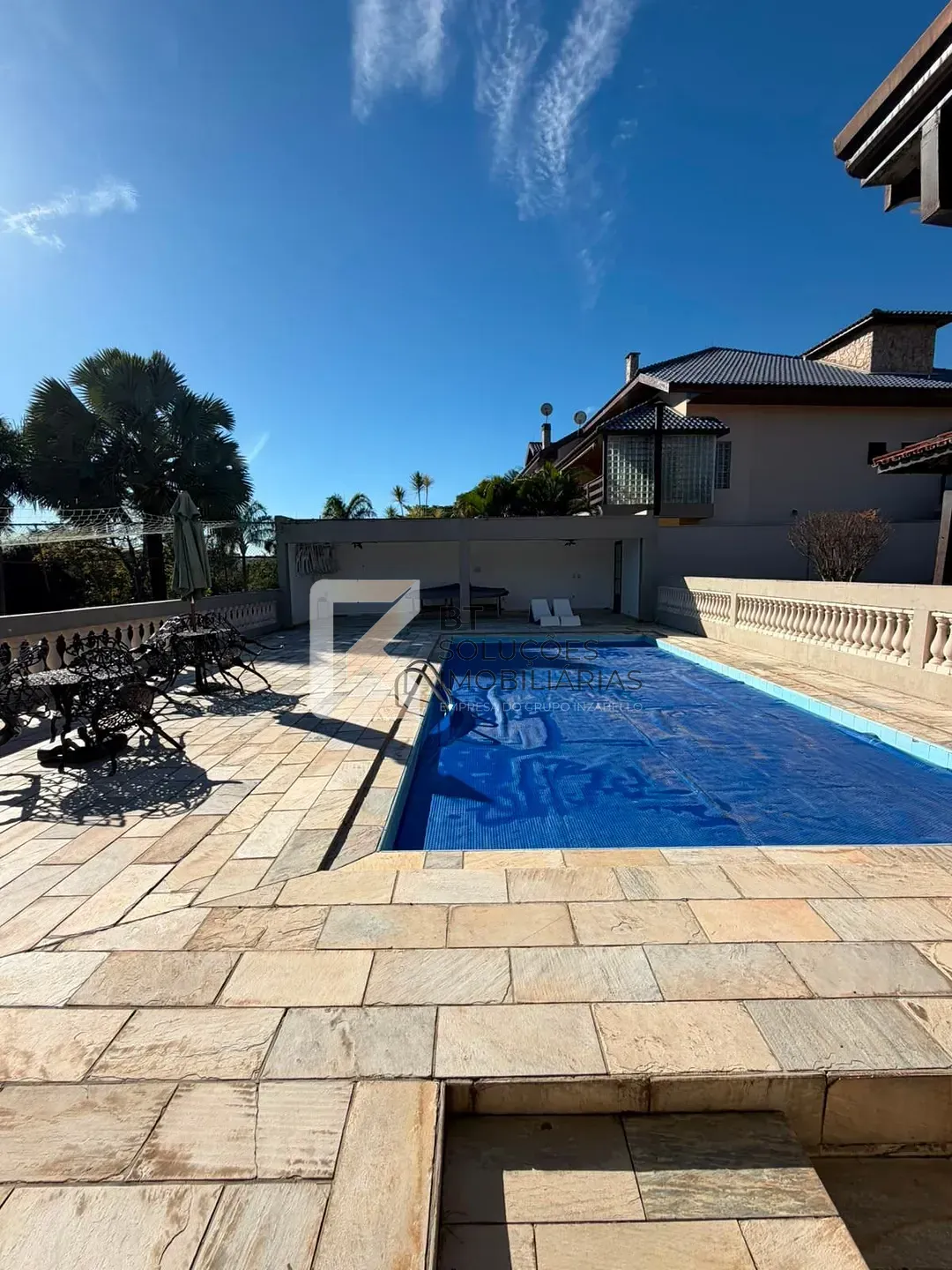Chácara, 4 quartos, 2500 m² - Foto 1