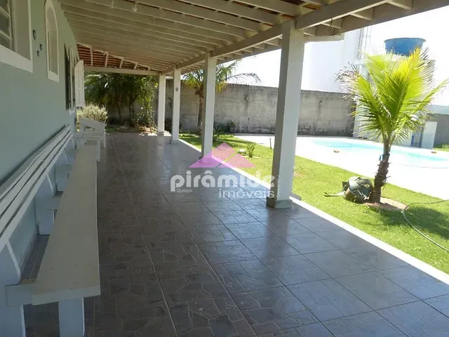 Chácara com 2300m² 3 quartos e 3 banheiros, à venda, no bairro Santa Edwiges em Paraibuna