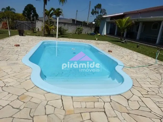 Chácara com 2300m² 3 quartos e 3 banheiros, à venda, no bairro Santa Edwiges em Paraibuna