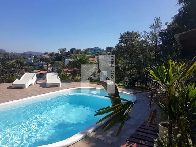 Chácara com 1180m² 2 quartos e 4 banheiros, à venda, no bairro Santa Gertrudes em Jundiaí