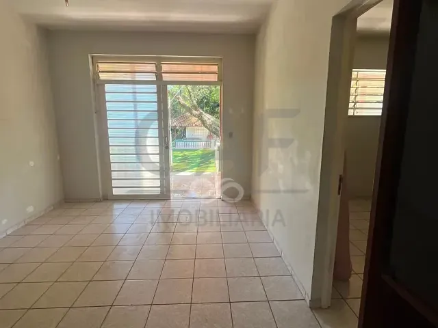 Chácara com 3222m² 5 quartos e 5 banheiros, à venda, no bairro Santa Cruz em Jaguariúna
