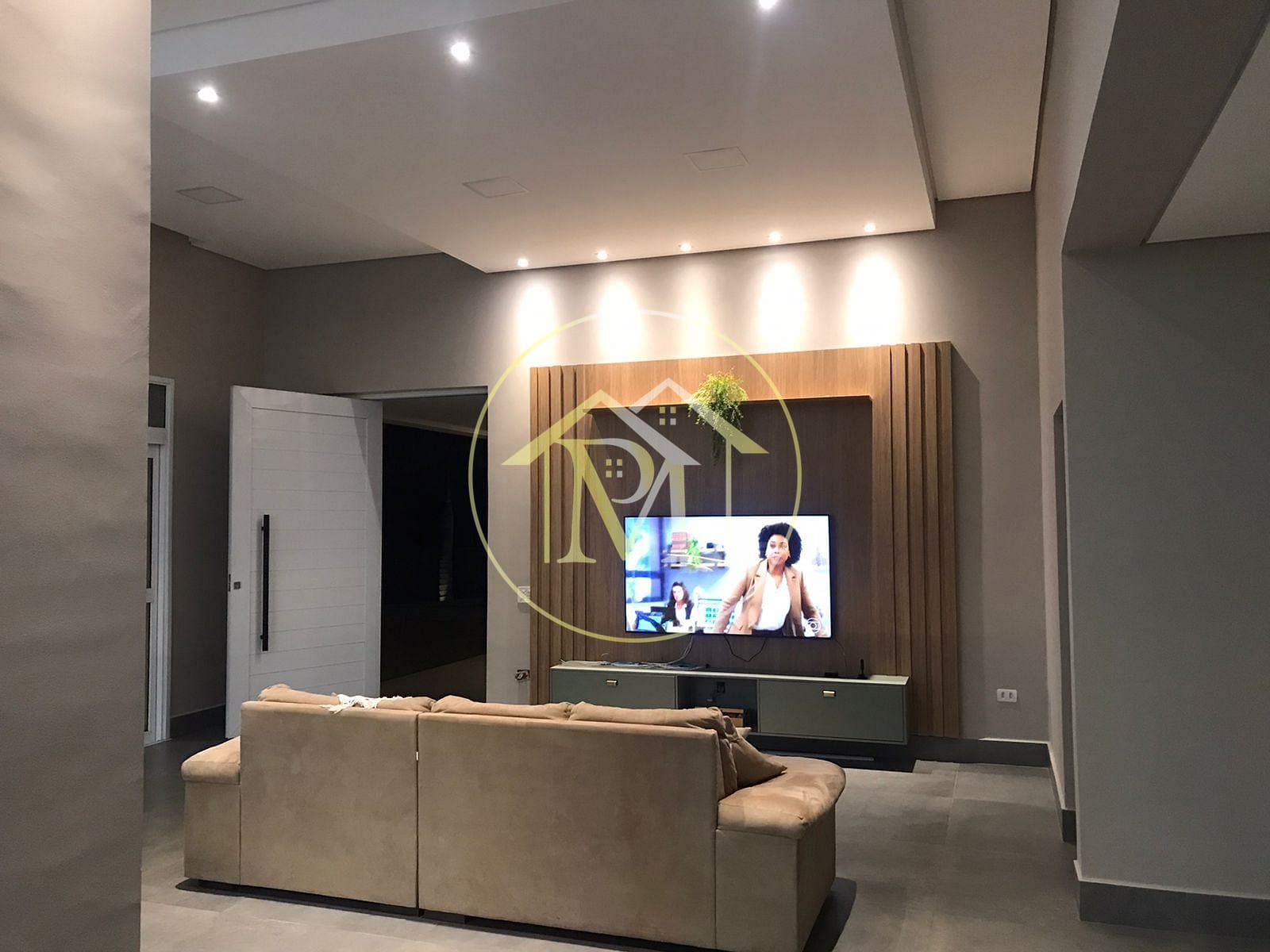Chácara à venda com 4 quartos, 250m² - Foto 3