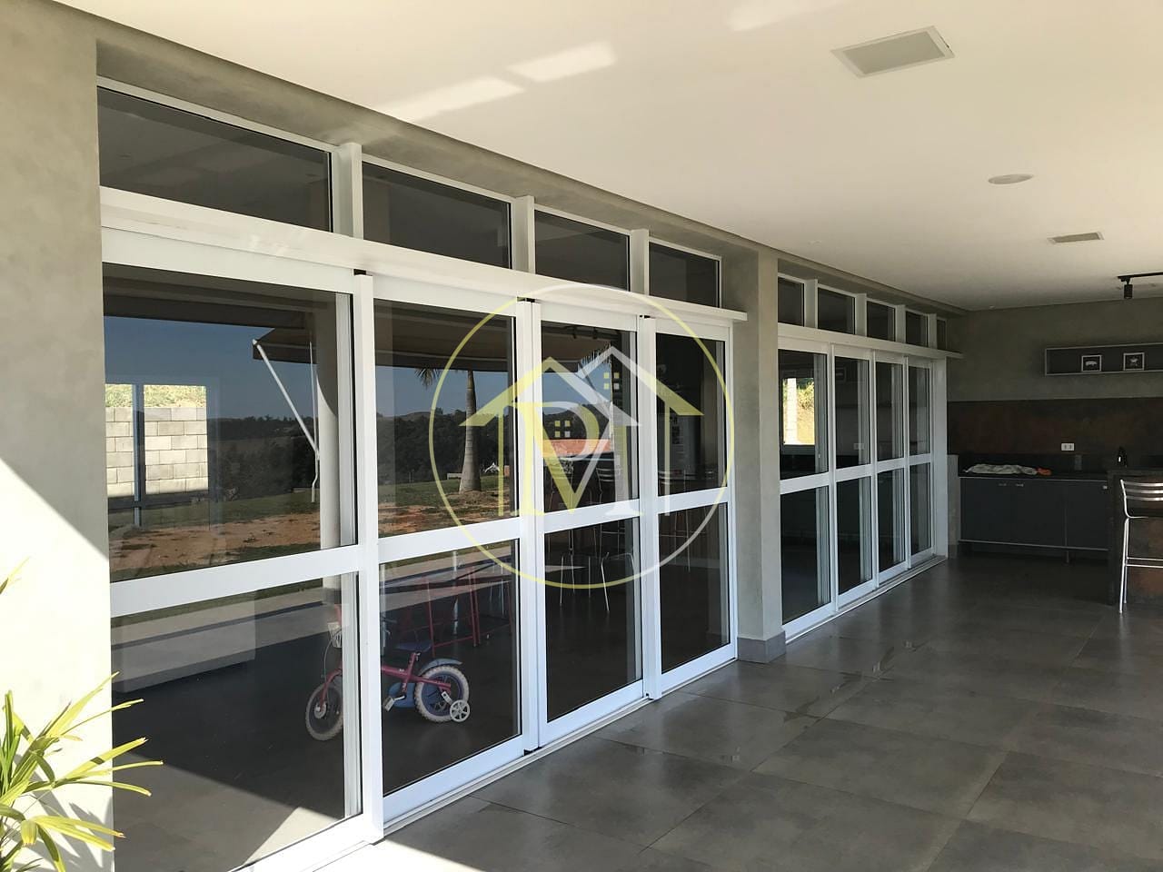 Chácara à venda com 4 quartos, 250m² - Foto 6
