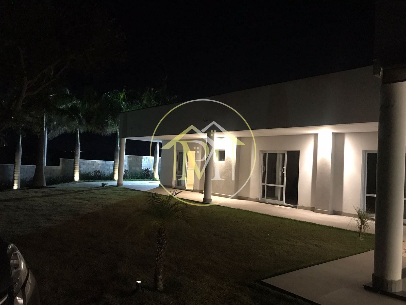 Chácara à venda com 4 quartos, 250m² - Foto 9