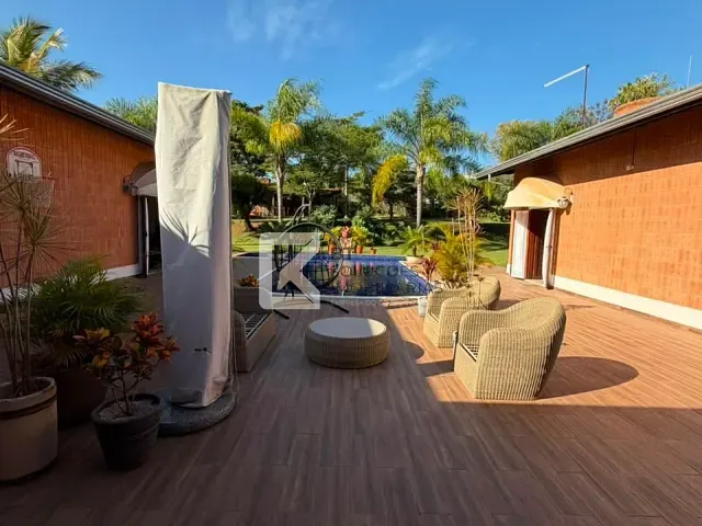 Chácara com 10000m² 4 quartos e 7 banheiros, à venda, no bairro Recanto das Flores em Indaiatuba