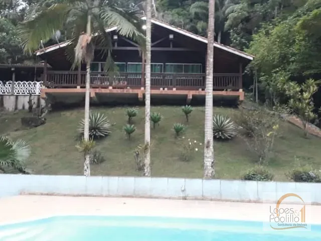 Chácara com 23000m² 4 quartos e 6 banheiros, à venda, no bairro Luiz Fagundes em Mairiporã