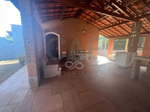 Chácara com 951m² 3 quartos e 4 banheiros, à venda, no bairro Residencial Ana Helena em Monte Alegre do Sul