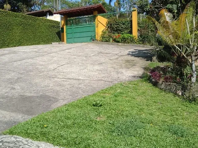Chácara com 6586m² 3 quartos e 2 banheiros, à venda, no bairro Engenheiro Marsilac em São Paulo
