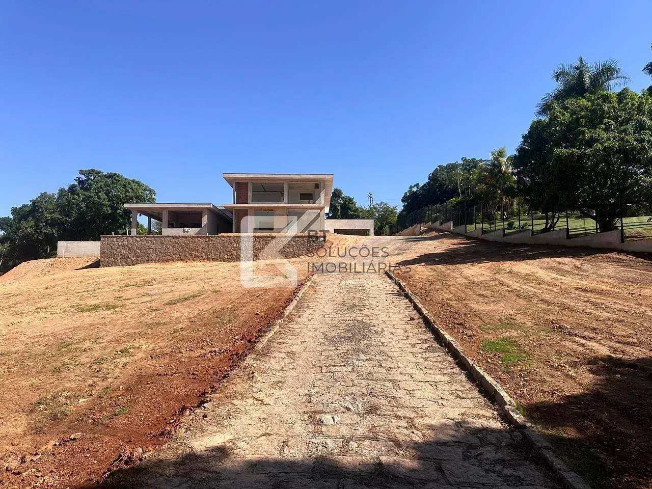 Chácara, 6 quartos, 900 m² - Foto 2
