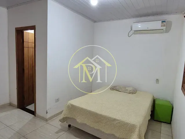 Chácara com 18000m² 4 quartos e 3 banheiros, à venda, no bairro Rural em Quadra