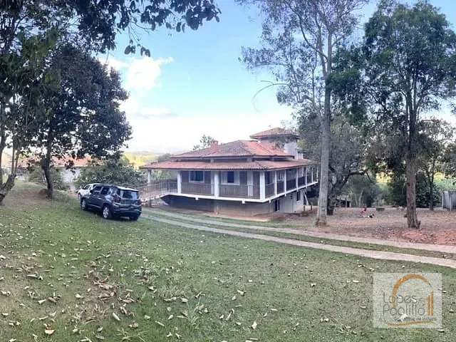 Chácara com 4000m² 3 quartos e 3 banheiros, à venda, no bairro Jardim Maracanã em Atibaia