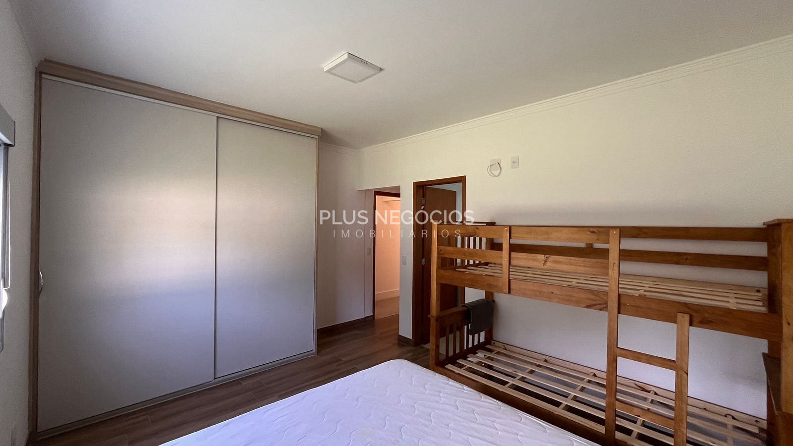 Chácara, 5 quartos, 3657 m² - Foto 27