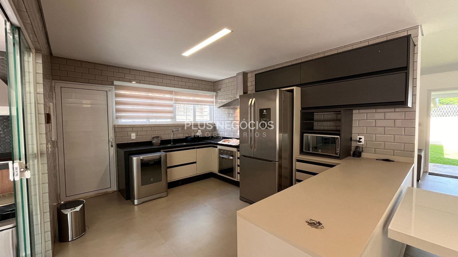 Chácara, 5 quartos, 3657 m² - Foto 36