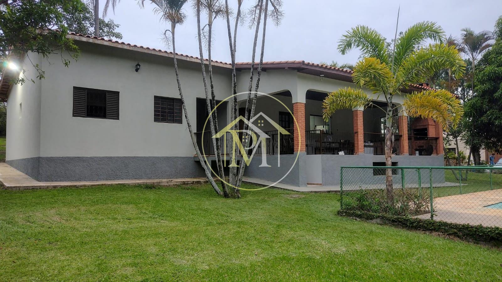 Fazenda à venda com 7 quartos, 10m² - Foto 2