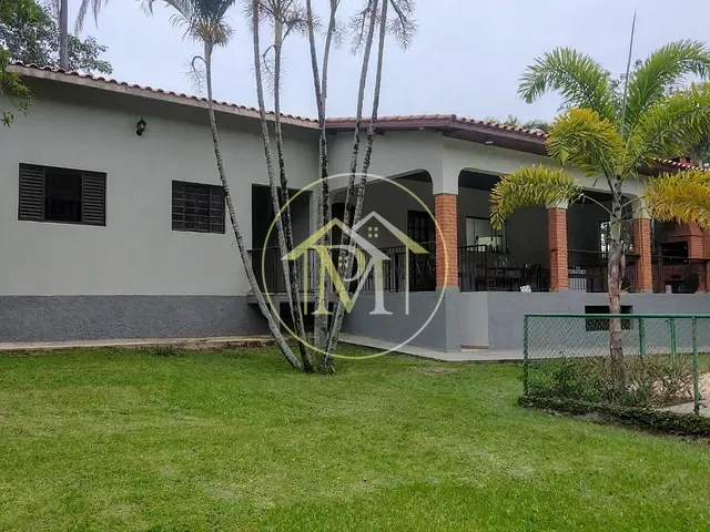 Chácara com 547m² 7 quartos e 6 banheiros, à venda, no bairro Pinheirinho em Itu