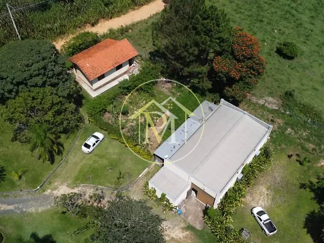 Chácara com 547m² 7 quartos e 6 banheiros, à venda, no bairro Pinheirinho em Itu