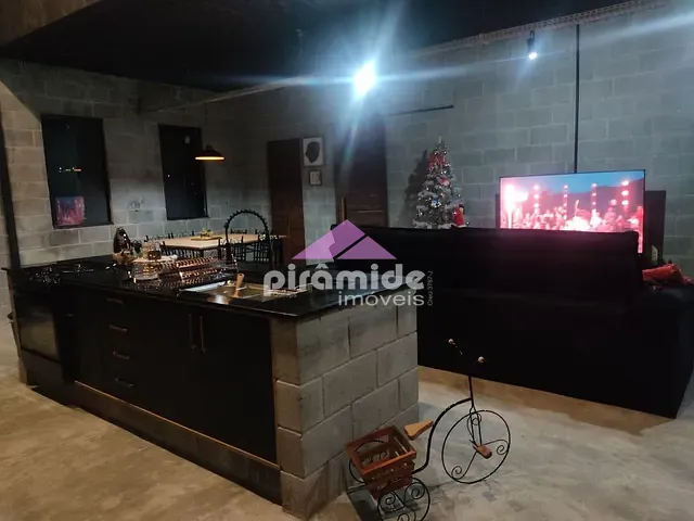 Chácara com 1000m² 6 quartos e 7 banheiros, à venda, no bairro Buquirinha em São José dos Campos