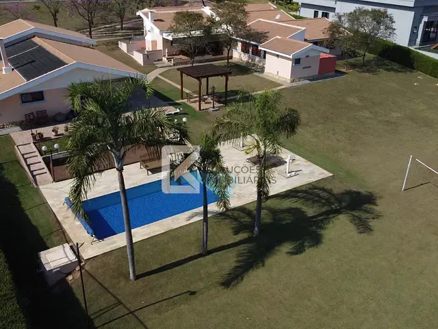 Chácara 3 quartos e 6 banheiros, à venda, no bairro Recanto das Flores em Indaiatuba