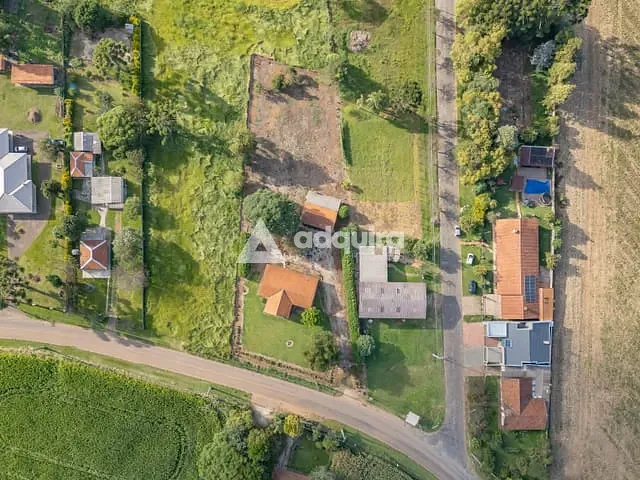Chácara com 3740m² 5 quartos e 3 banheiros, à venda, no bairro Avenida dos Pioneiros em Carambeí