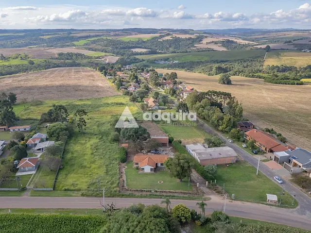 Chácara com 3740m² 5 quartos e 3 banheiros, à venda, no bairro Avenida dos Pioneiros em Carambeí