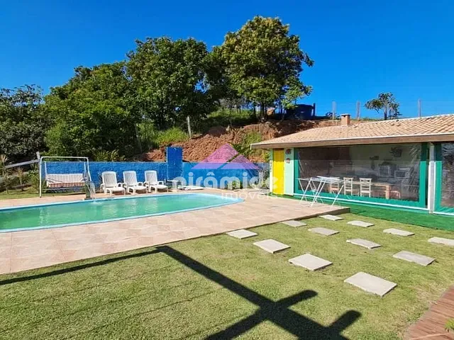 Chácara com 1509m² 2 quartos e 4 banheiros, à venda, no bairro Bom Sucesso em São José dos Campos