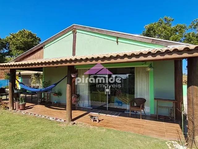 Chácara com 1509m² 2 quartos e 4 banheiros, à venda, no bairro Bom Sucesso em São José dos Campos