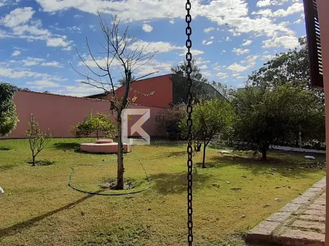 Chácara com 1000m² 4 quartos e 3 banheiros, à venda, no bairro Terras de Itaici em Indaiatuba