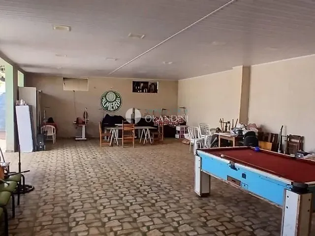 Chácara com 750m² 3 quartos e 2 banheiros, à venda, no bairro Parque Das Palmeiras em Artur Nogueira