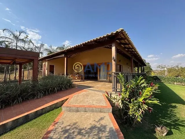 Chácara com 1533m² 3 quartos e 5 banheiros, à venda, no bairro Countryville em Hidrolândia