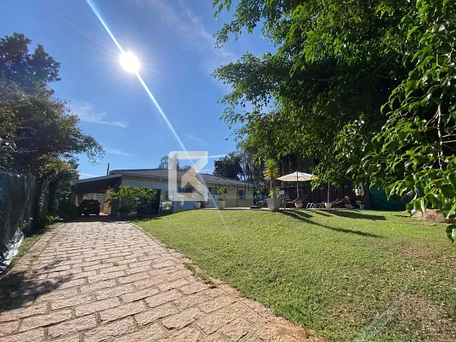 Chácara com 1500m² 5 quartos e 4 banheiros, à venda, no bairro Terras de Itaici em Indaiatuba