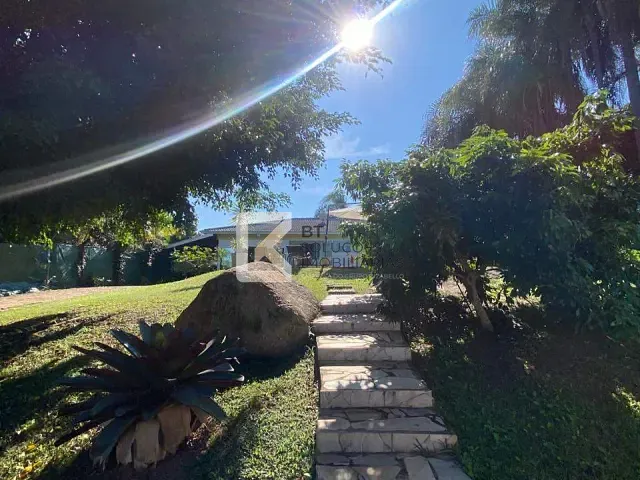 Chácara com 1500m² 5 quartos e 4 banheiros, à venda, no bairro Terras de Itaici em Indaiatuba